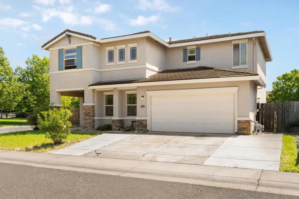 5700 Gold Poppy Way, Elk Grove, CA — listing photo 1