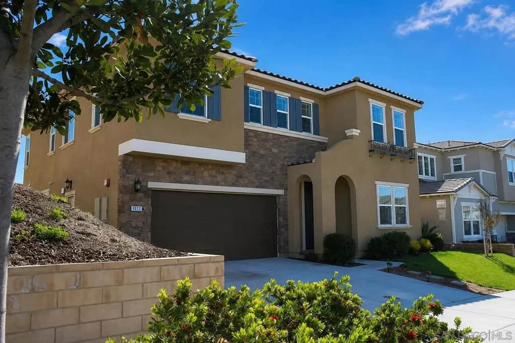 1811 Mattero Ave, Chula Vista, CA — listing photo 1