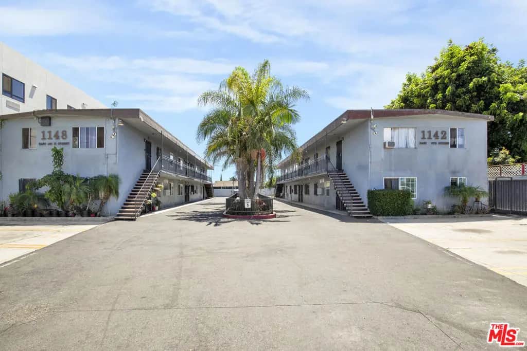 1148 E 120th Street, Los Angeles, CA — listing photo 1