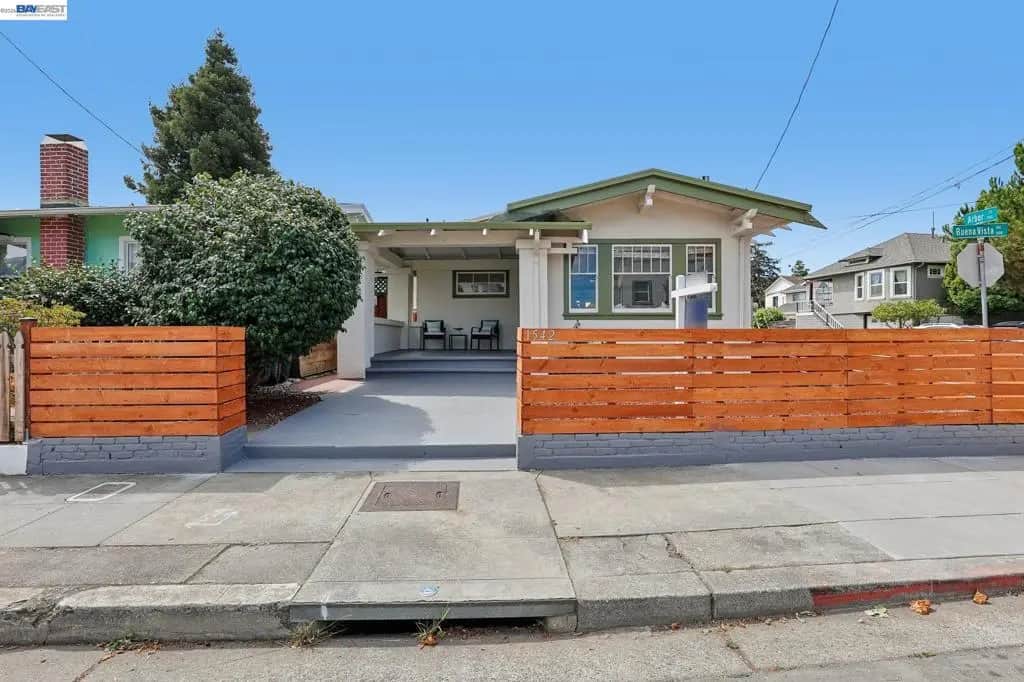 1542 Buena Vista Ave, Alameda, CA — listing photo 1