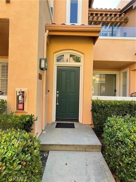1406 Solvay Aisle, Irvine, CA — listing photo 1