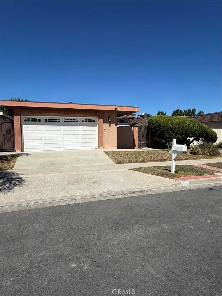 7 Norton, Irvine, CA — listing photo 1