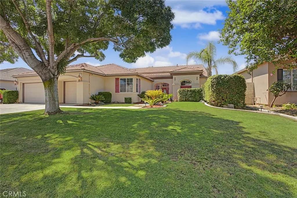 13417 Hinault Drive, Bakersfield, CA — listing photo 1