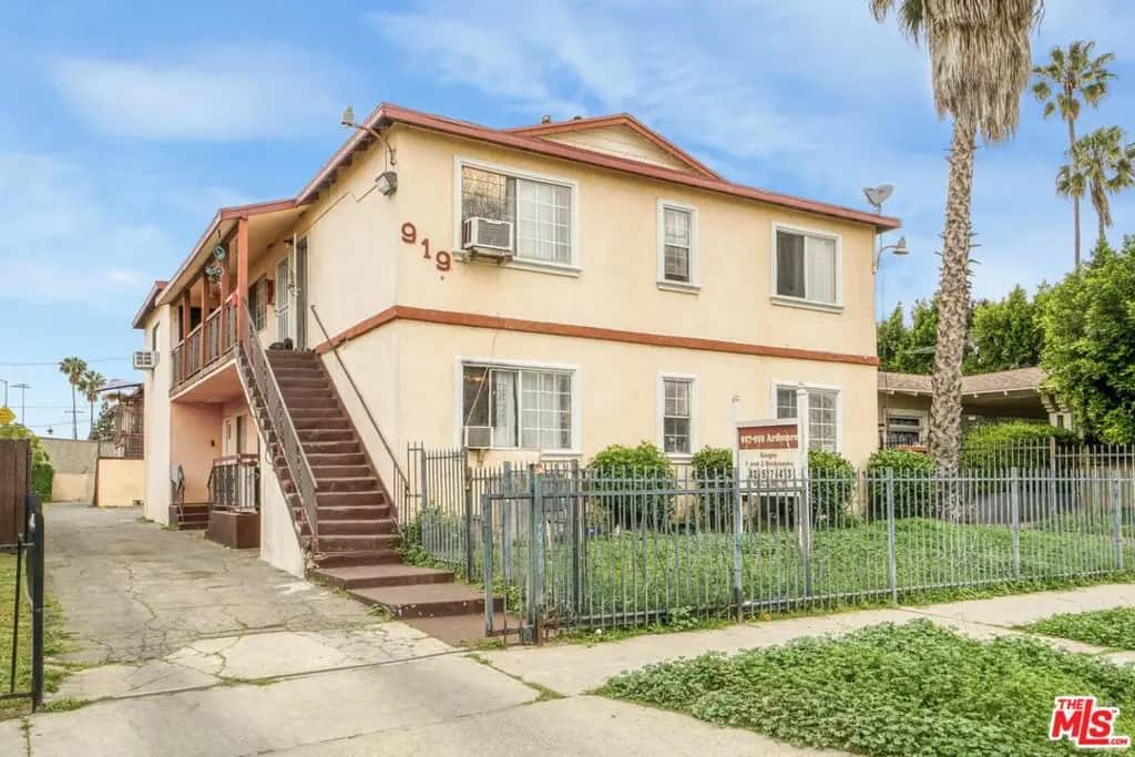 917 N Ardmore Avenue, Los Angeles, CA — listing photo 1