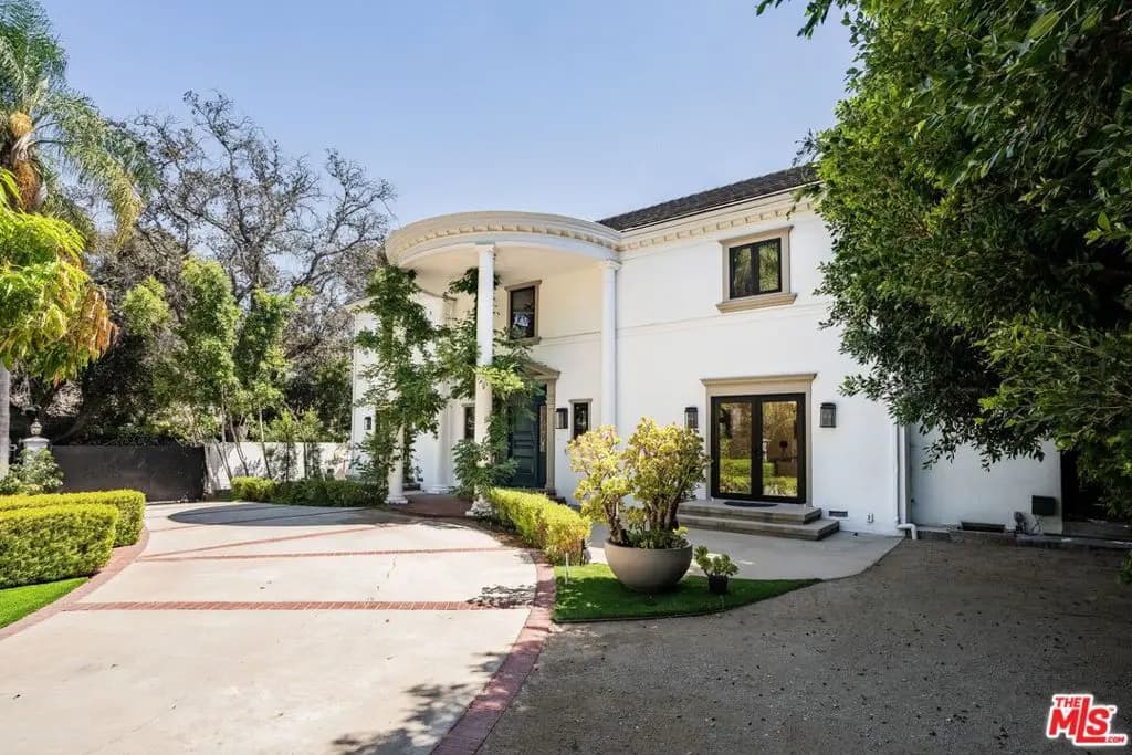 701 Trenton Drive, Beverly Hills, CA — listing photo 1