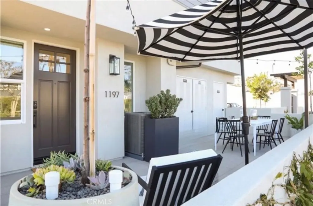 1197 Winslow Lane, Newport Beach, CA — listing photo 1