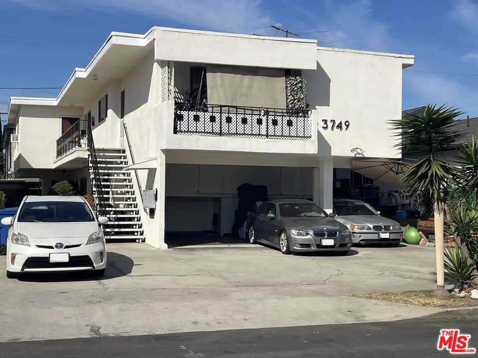 3749 Veteran Avenue, Los Angeles, CA — listing photo 1