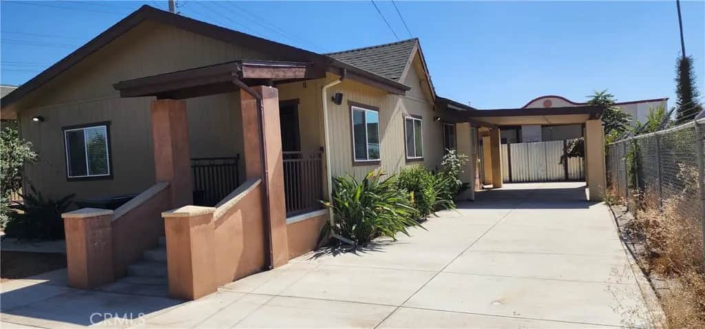 3112 1st, Riverside, CA — listing photo 1