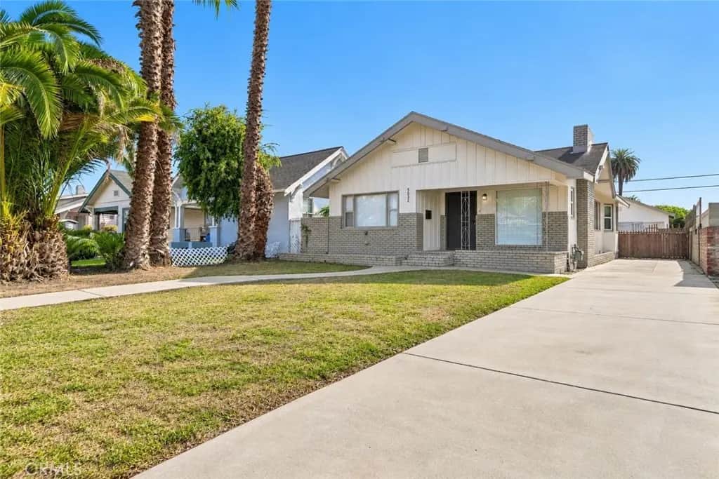 5032 S Wilton Place, Los Angeles, CA — listing photo 1