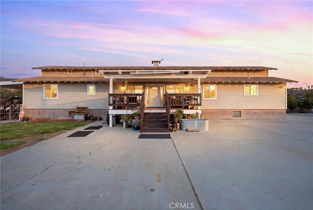8646 Elizabeth Lake Road, Leona Valley, CA — listing photo 1