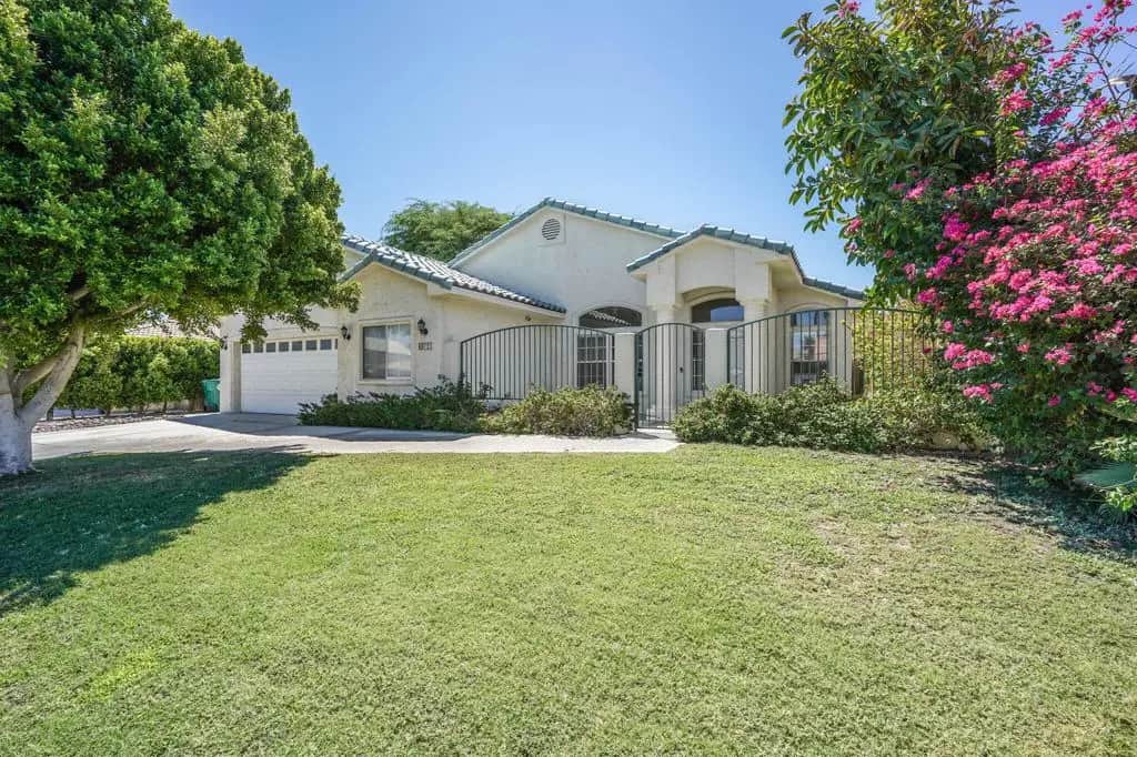 69721 Willow Lane, Cathedral City, CA — listing photo 1