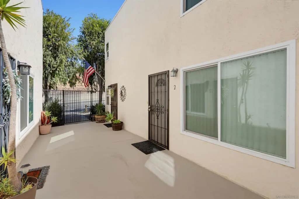 5725 Linda Vista Road 2, San Diego, CA — listing photo 1
