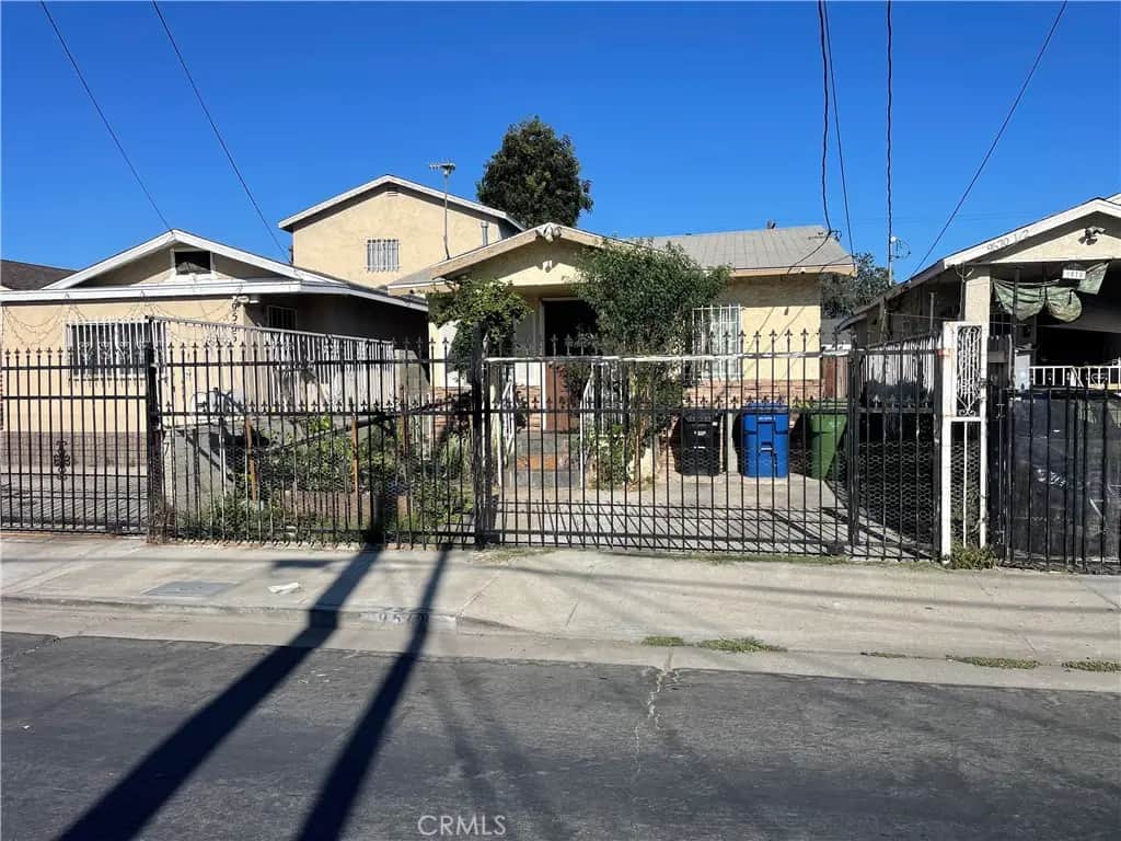 9568 Maie, Los Angeles, CA — listing photo 1