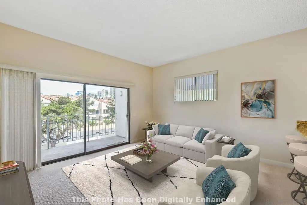 8310 Regents Rd 3E, San Diego, CA — listing photo 1