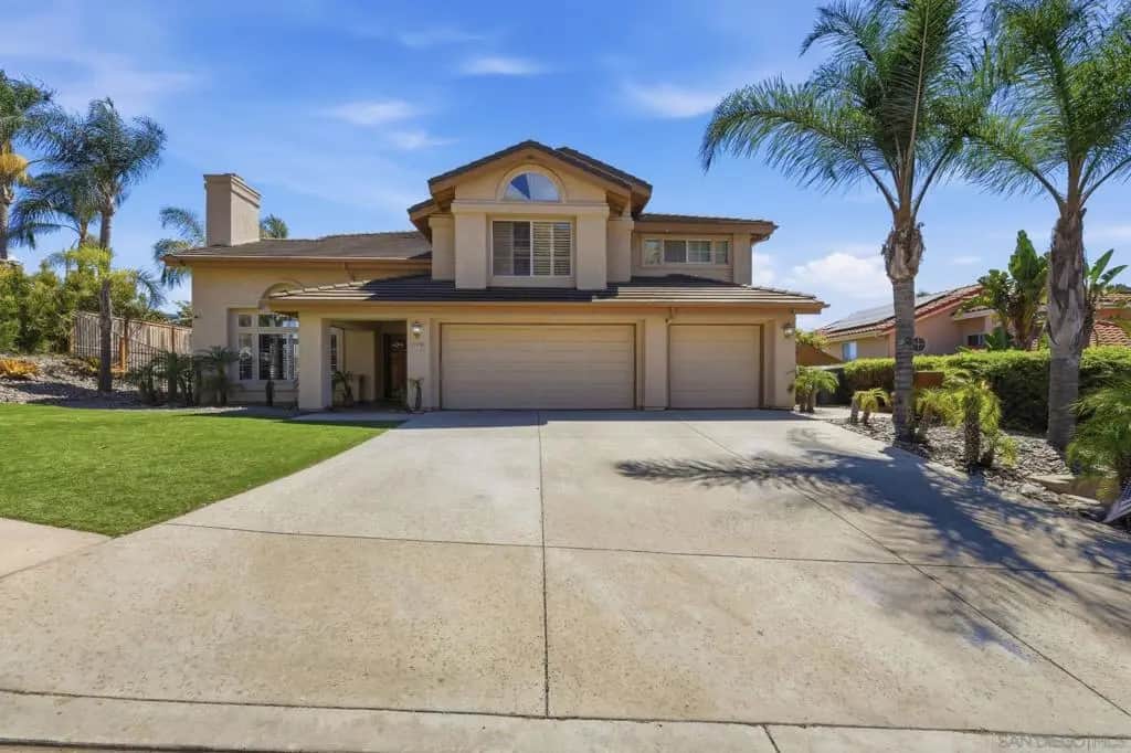 2576 Castellon Ter, El Cajon, CA — listing photo 1