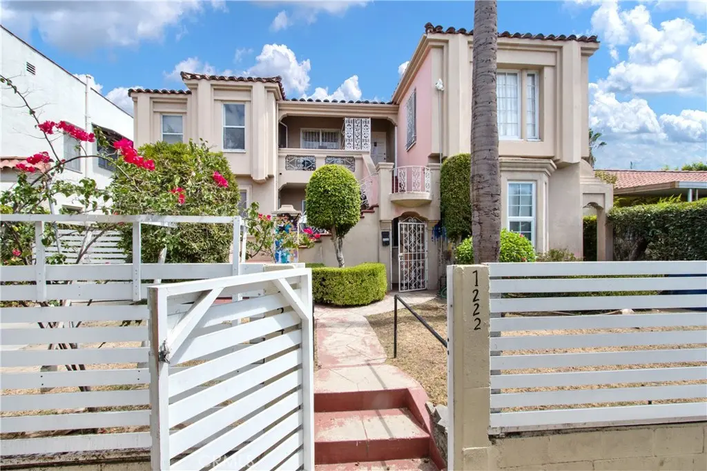1222 S Cloverdale, Los Angeles, CA — listing photo 1