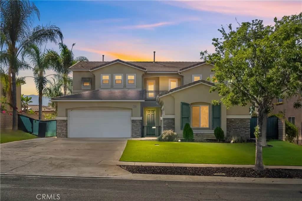 2420 S Vicentia Avenue, Corona, CA — listing photo 1