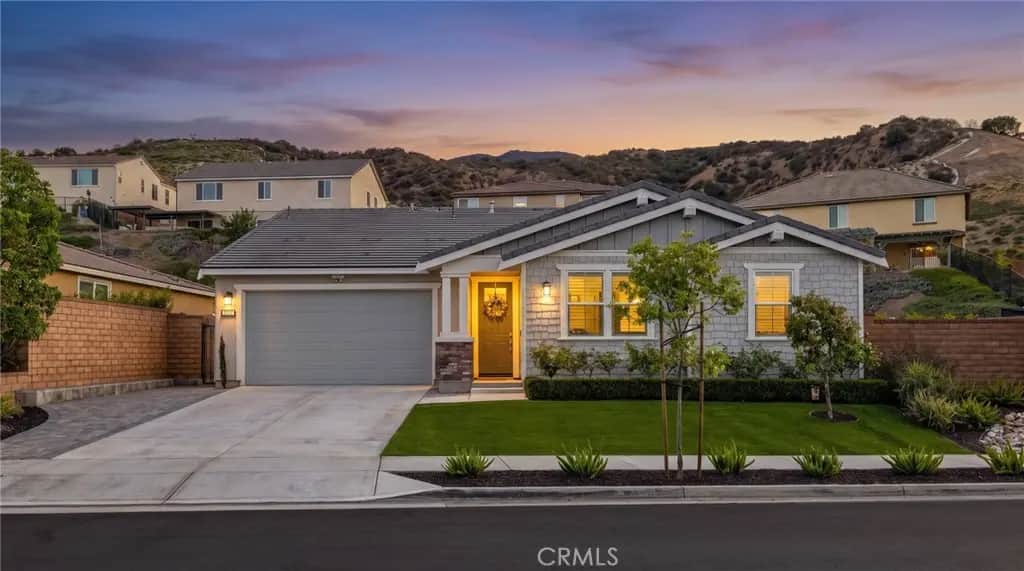 2770 Santa Fiora Drive, Corona, CA — listing photo 1
