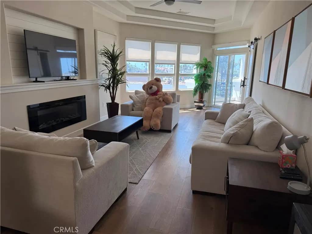 2600 Newport Blv 310, Newport Beach, CA — listing photo 1