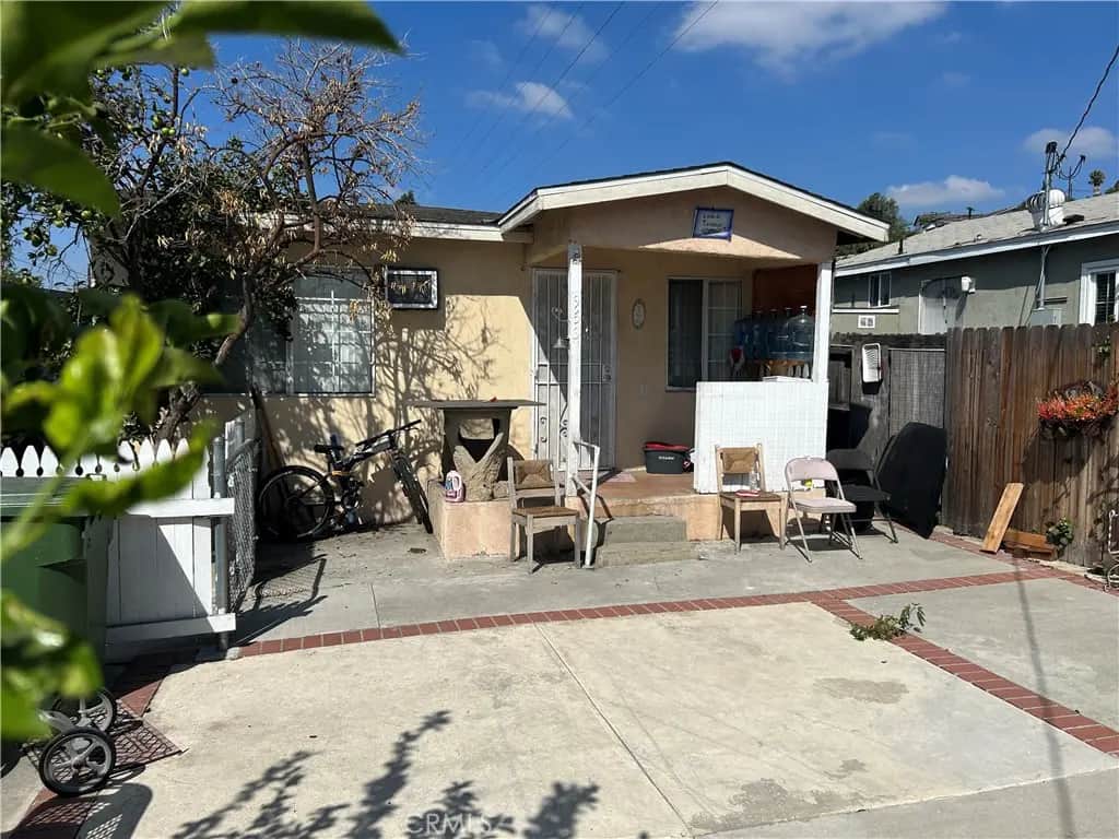 953 N Hazard Avenue, Los Angeles, CA — listing photo 1