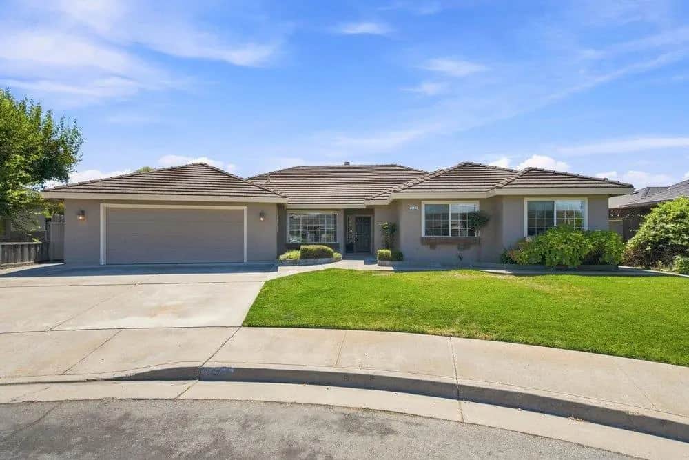 1611 Napa Court, Hollister, CA — listing photo 1