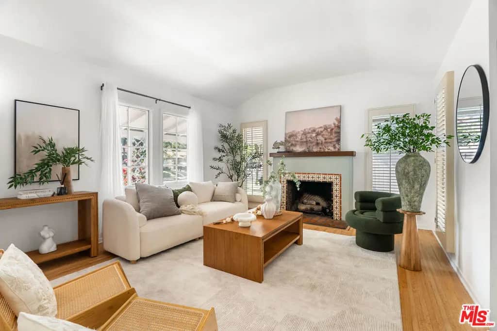 1185 Hauser Boulevard, Los Angeles, CA — listing photo 1