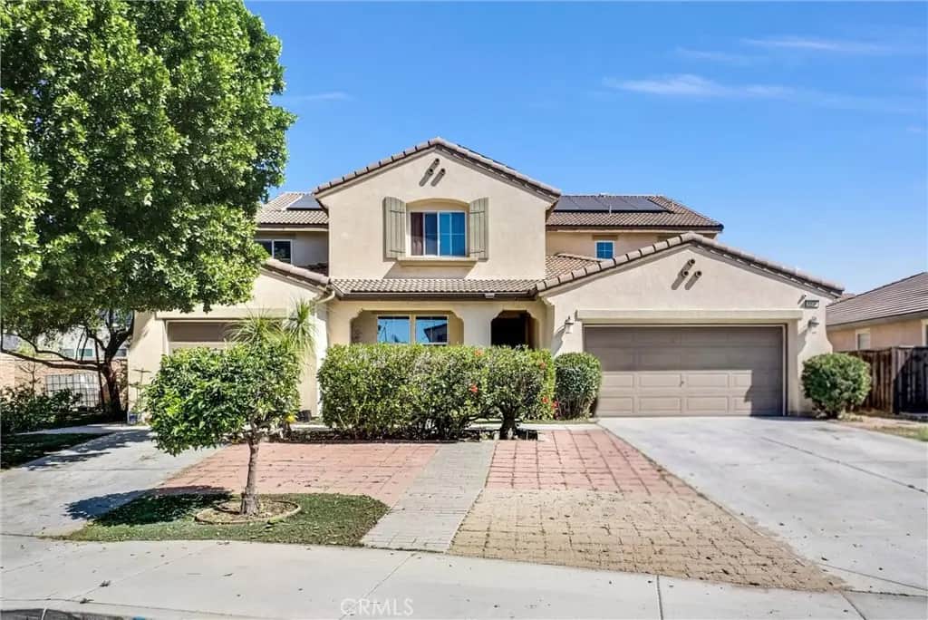 5570 Lark Sparrow Court, Jurupa Valley, CA — listing photo 1