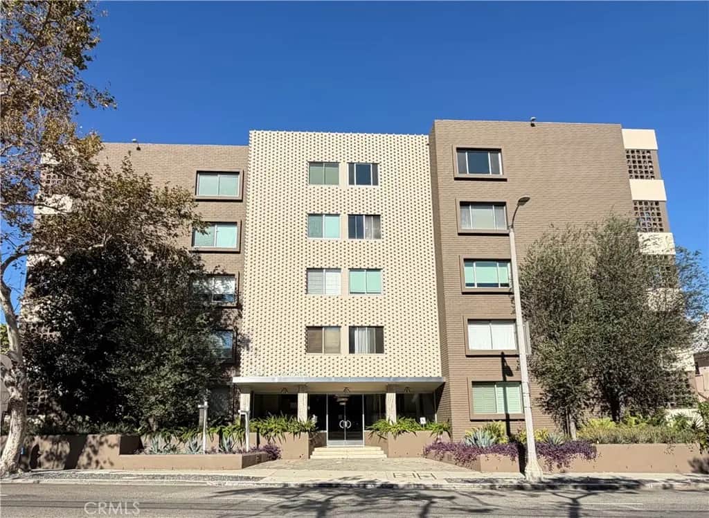 531 N Rossmore 206, Los Angeles, CA — listing photo 1