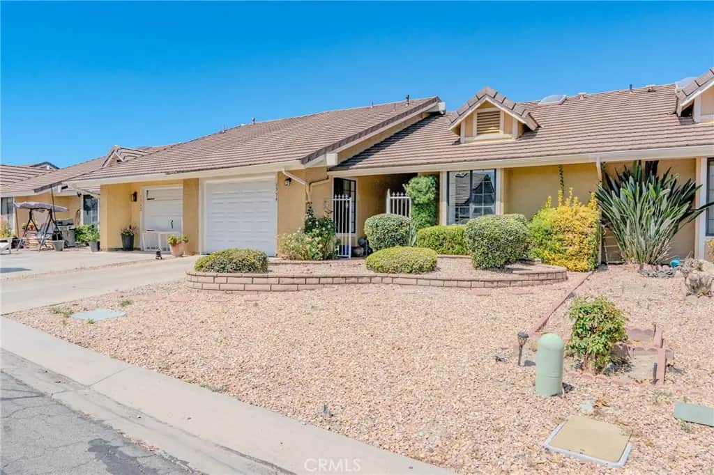 1354 Yorktown, San Jacinto, CA — listing photo 1