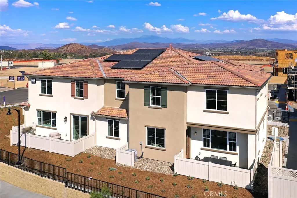 36142 Domingo Avenue 2002, Murrieta, CA — listing photo 1