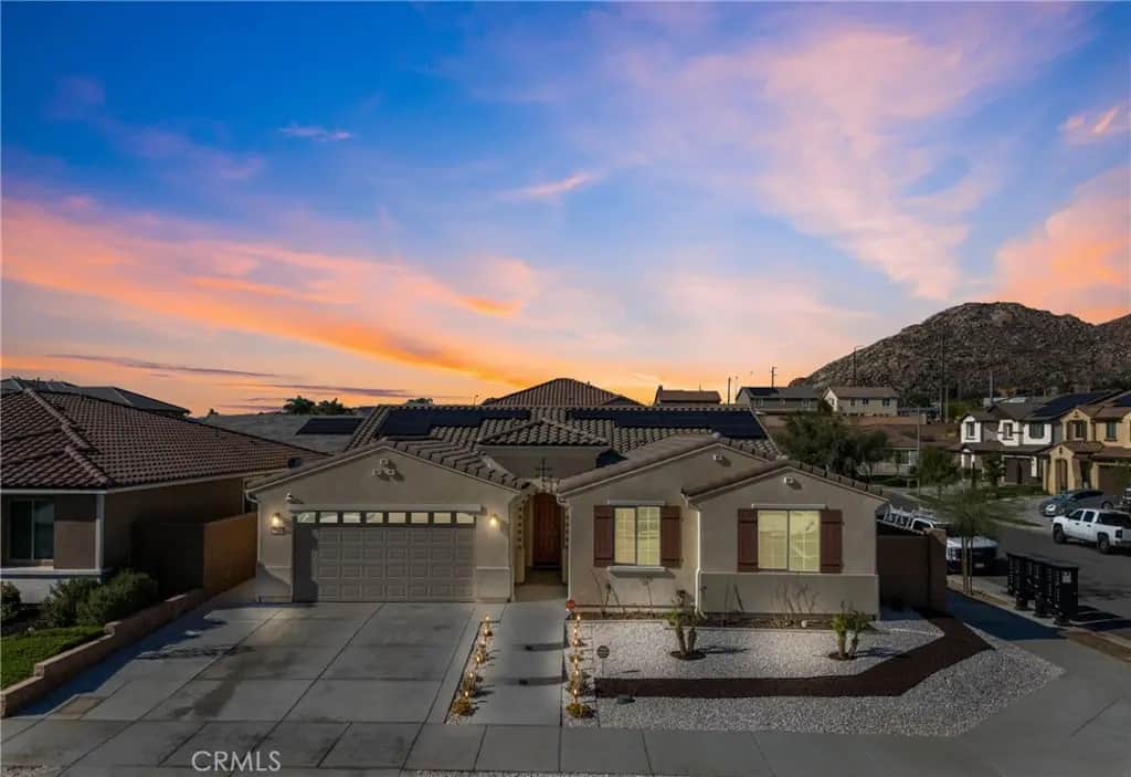 718 Torrey Court, Perris, CA — listing photo 1