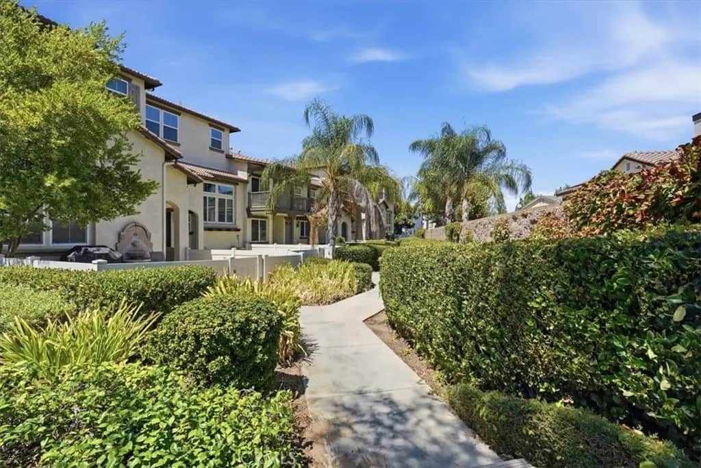 33600 Willow Haven #106 Lane, Murrieta, CA — listing photo 1