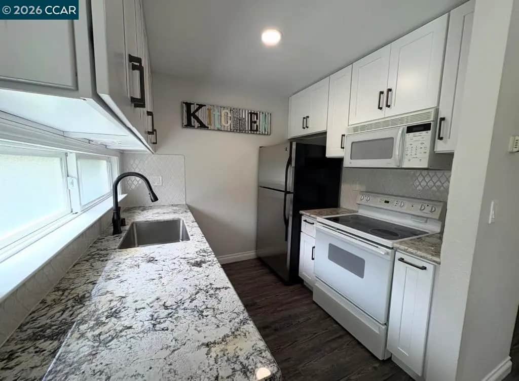 810 Oak Grove Rd 111, Concord, CA — listing photo 1