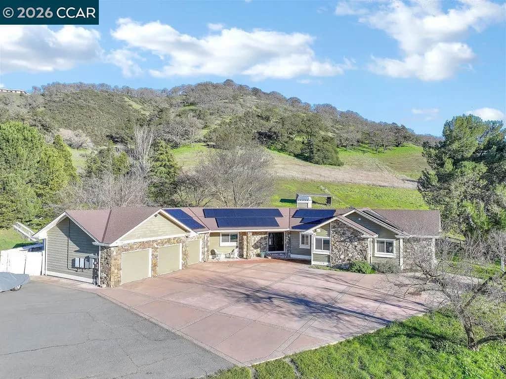 4161 Leon Dr., Clayton, CA — listing photo 1