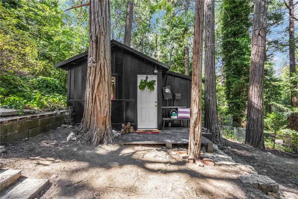 23786 Wildwood, Crestline, CA — listing photo 1