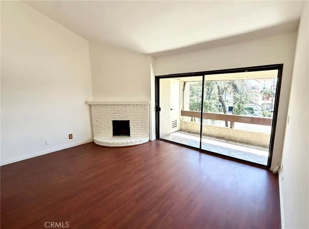 15155 Sherman Way 49, Van Nuys, CA — listing photo 1