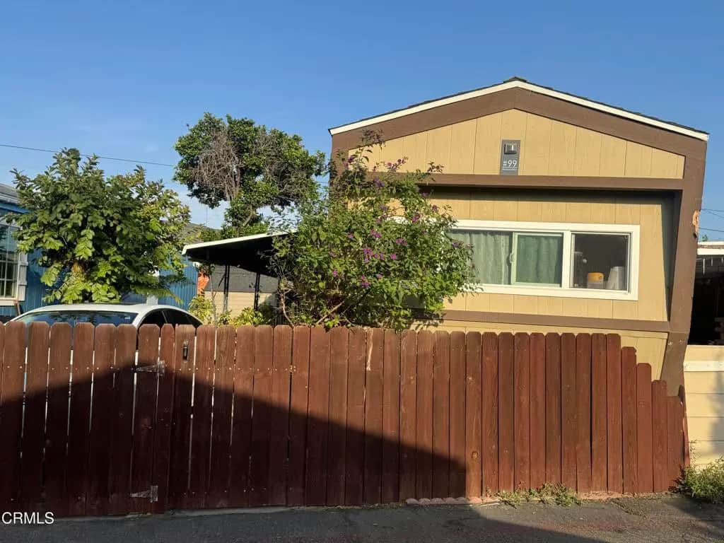 250 E Pleasant Valley Road 99, Oxnard, CA — listing photo 1