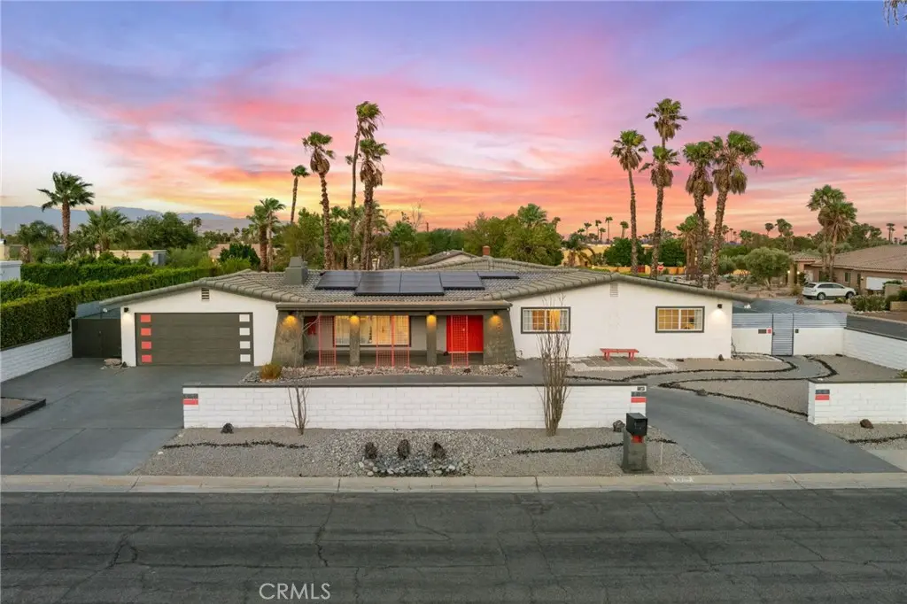 2306 Acacia Road E, Palm Springs, CA — listing photo 1