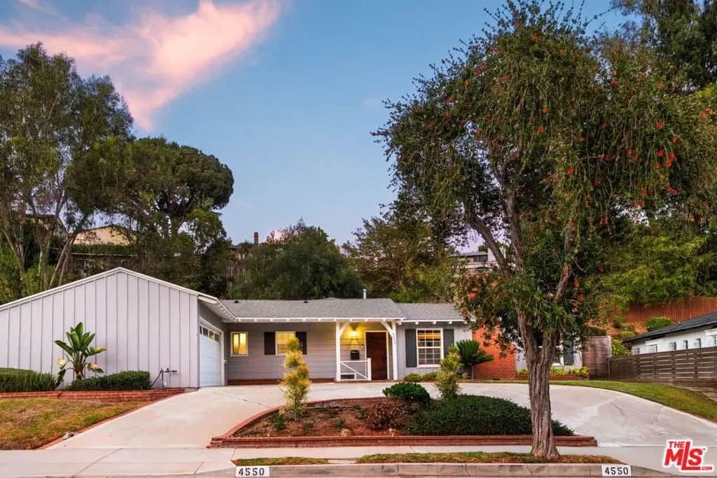 4550 S Mullen Avenue, Los Angeles, CA — listing photo 1