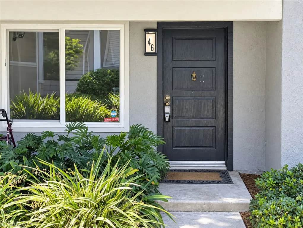 46 Eagle Point 25, Irvine, CA — listing photo 1