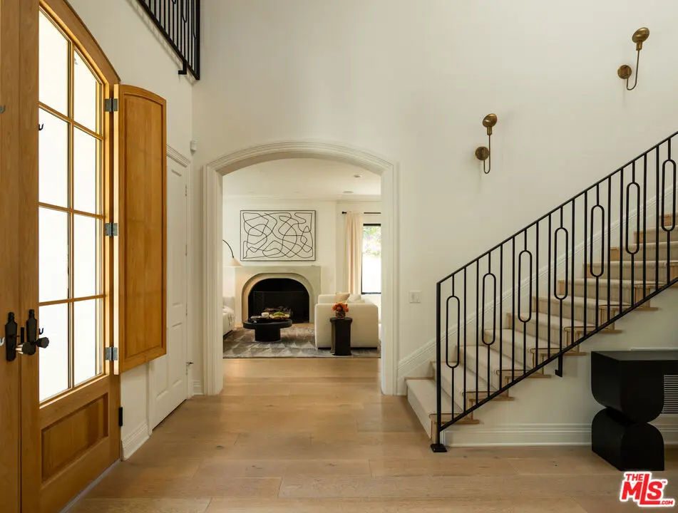 9577 Lime Orchard Road, Beverly Hills, CA — listing photo 1