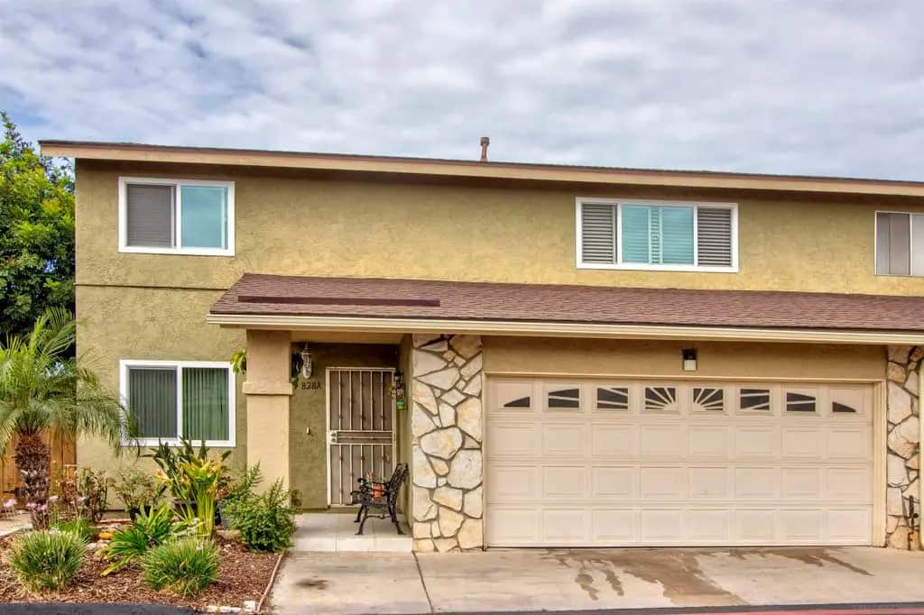 828 Hollister A, San Diego, CA — listing photo 1