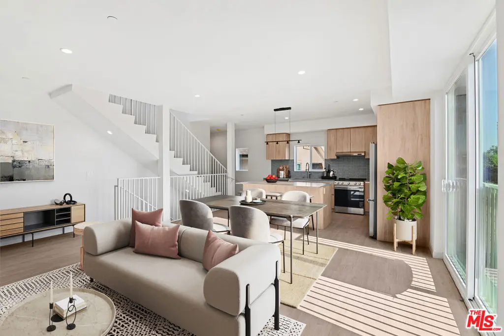 2523 S Orange Drive, Los Angeles, CA — listing photo 1