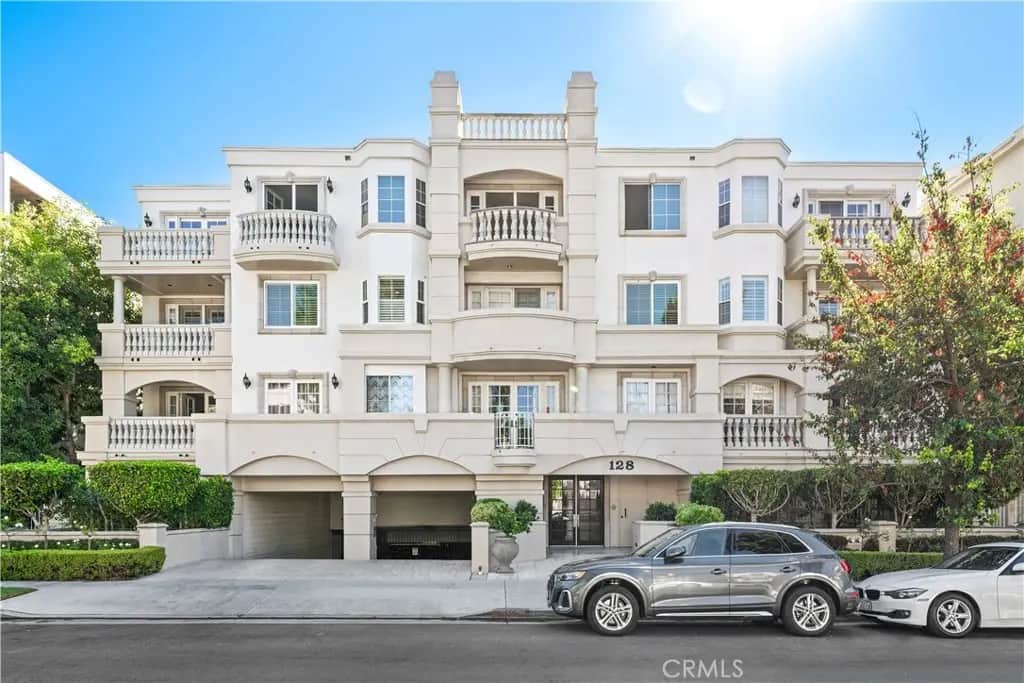 128 N Swall Drive 304, Los Angeles, CA — listing photo 1