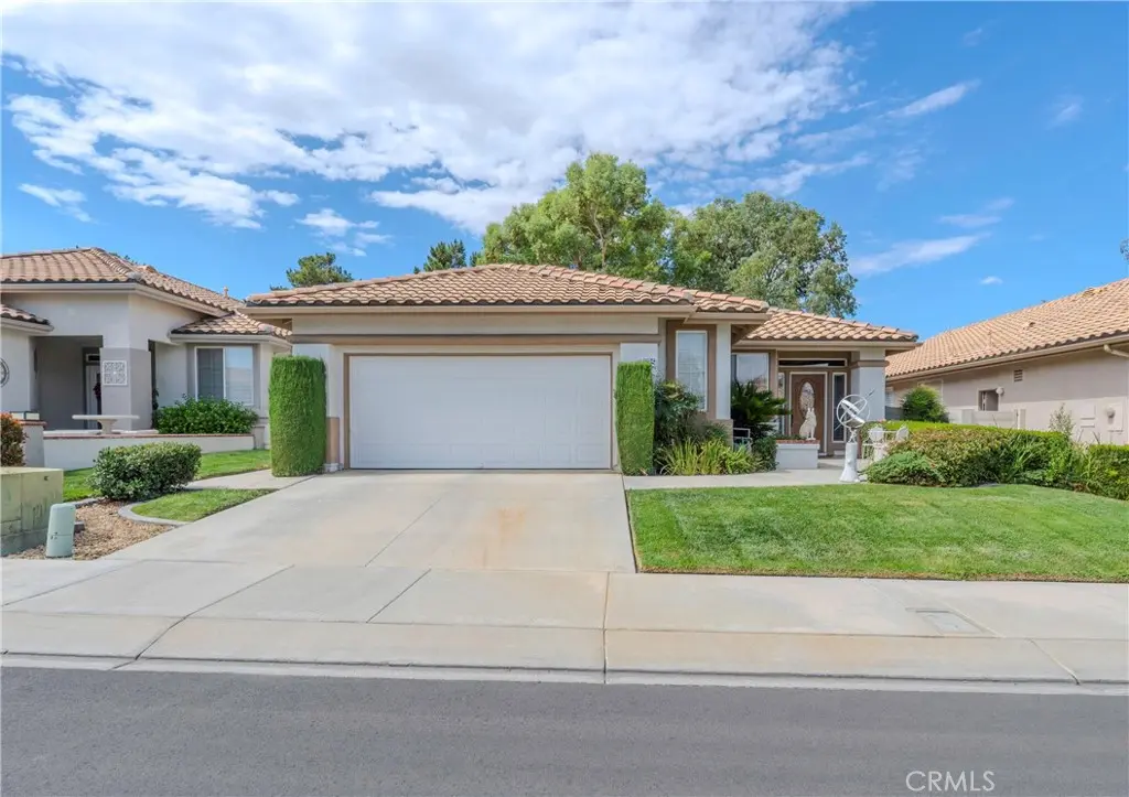 1725 Fairway Oaks Avenue, Banning, CA — listing photo 1