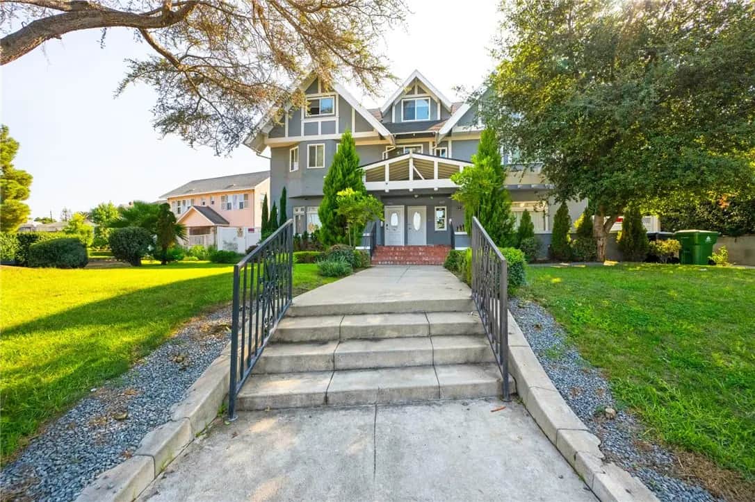 4440 Victoria Park, Los Angeles, CA — listing photo 1