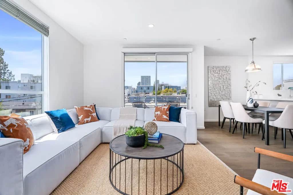 11764 Idaho Avenue 301, Los Angeles, CA — listing photo 1