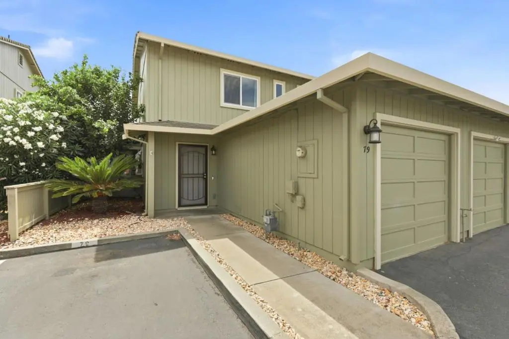 79 Knight Lane, Hollister, CA — listing photo 1