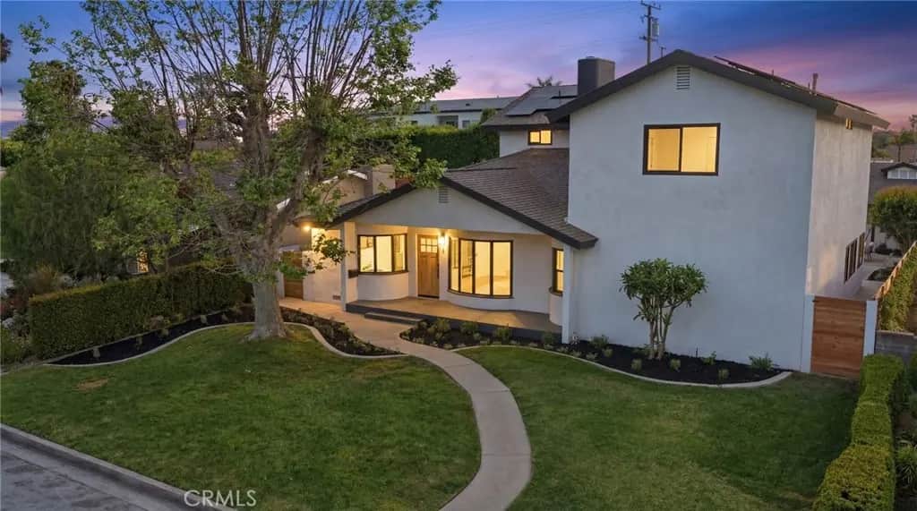 4529 Pepperwood Avenue, Long Beach, CA — listing photo 1