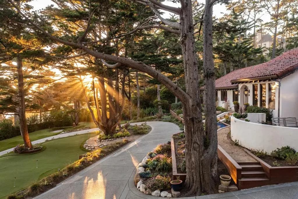 3217 17 Mile Drive, Pebble Beach, CA — listing photo 1
